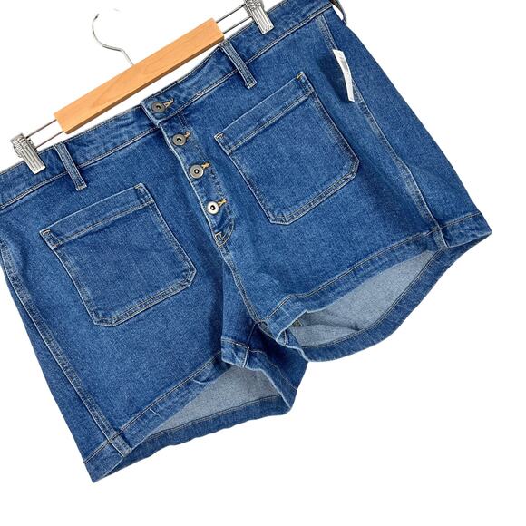 NWT OLD NAVY Women's 18 Blue High-Waisted Button Fly Jean Trouser Denim Shorts‎ - Picture 1 of 10
